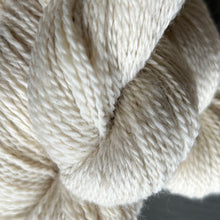 Load image into Gallery viewer, White Alpaca Merino Blend Sport